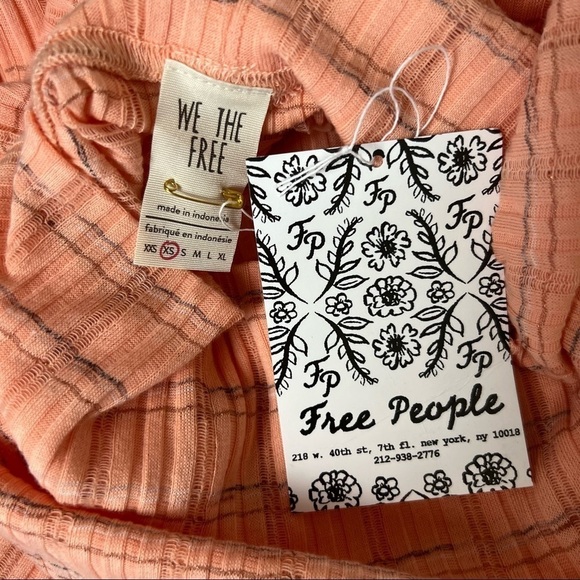 NWT FREE PEOPLE Ribbed Knit Striped Off Shoulder Après-ski Peach Sweater Top XS - Picture 11 of 13